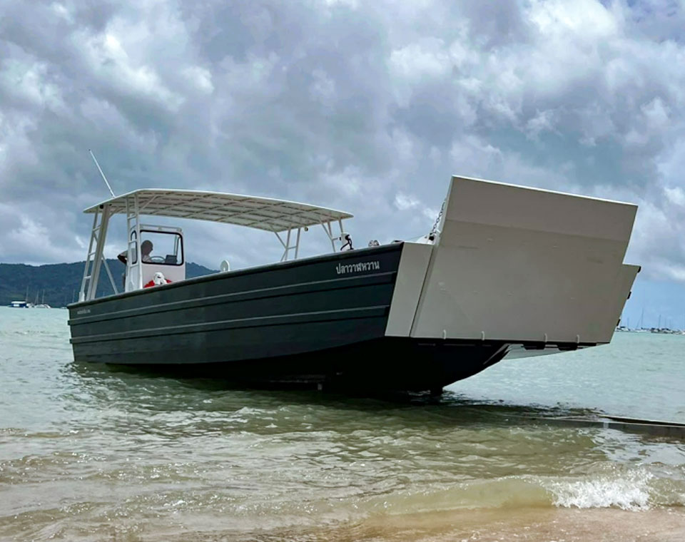 11m Landing Boat