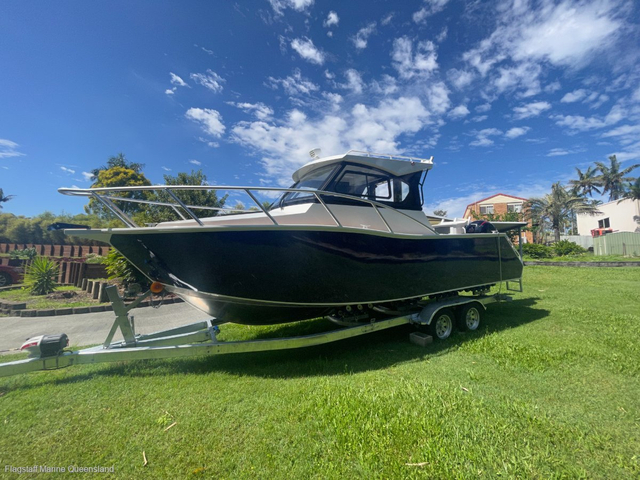 Factory Sales 7.5M Profisher Full Enclosed Cabin Saltwater Fishing Boat Aluminum Boat