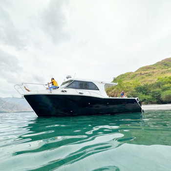 10.6m catamaran