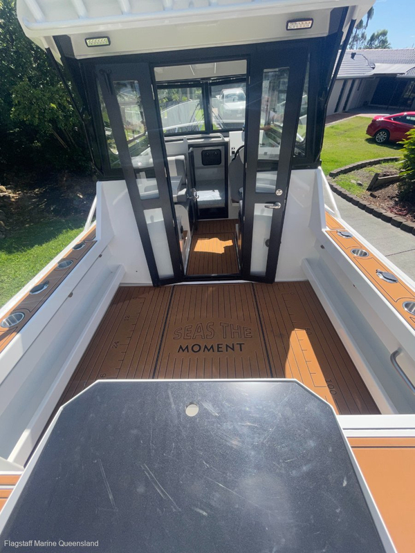 Factory Sales 7.5M Profisher Full Enclosed Cabin Saltwater Fishing Boat Aluminum Boat