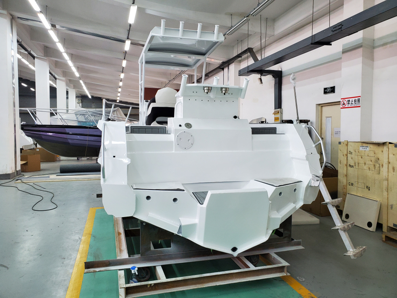 6.25m Easy Craft Center Console Aluminum Fishing Boat for Sale with Pontoon
