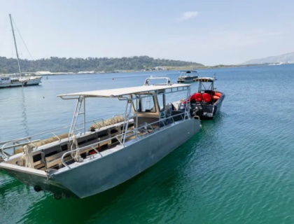 aluminum boat