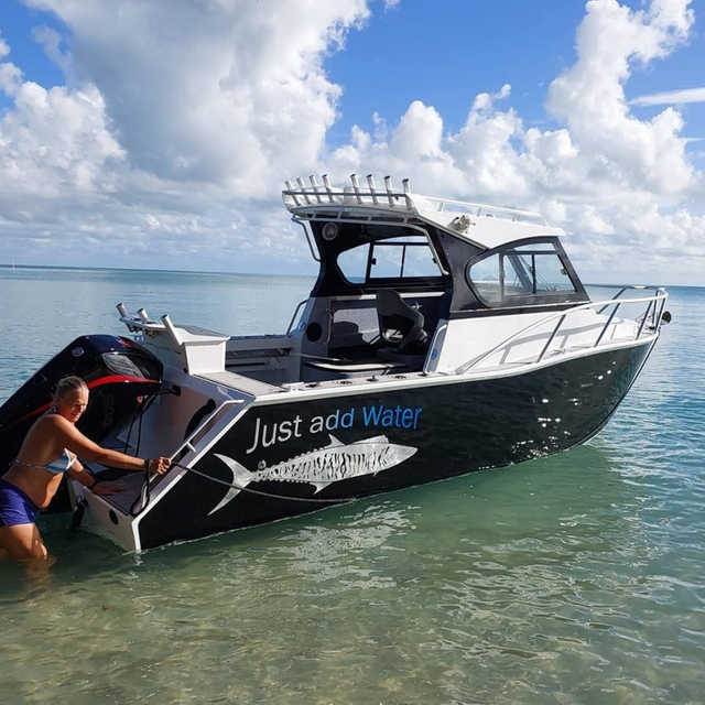 Factory Direct 27 ft Aluminum Fishing Boat with Durable Outboard Motor for River Fishing and Water Sports