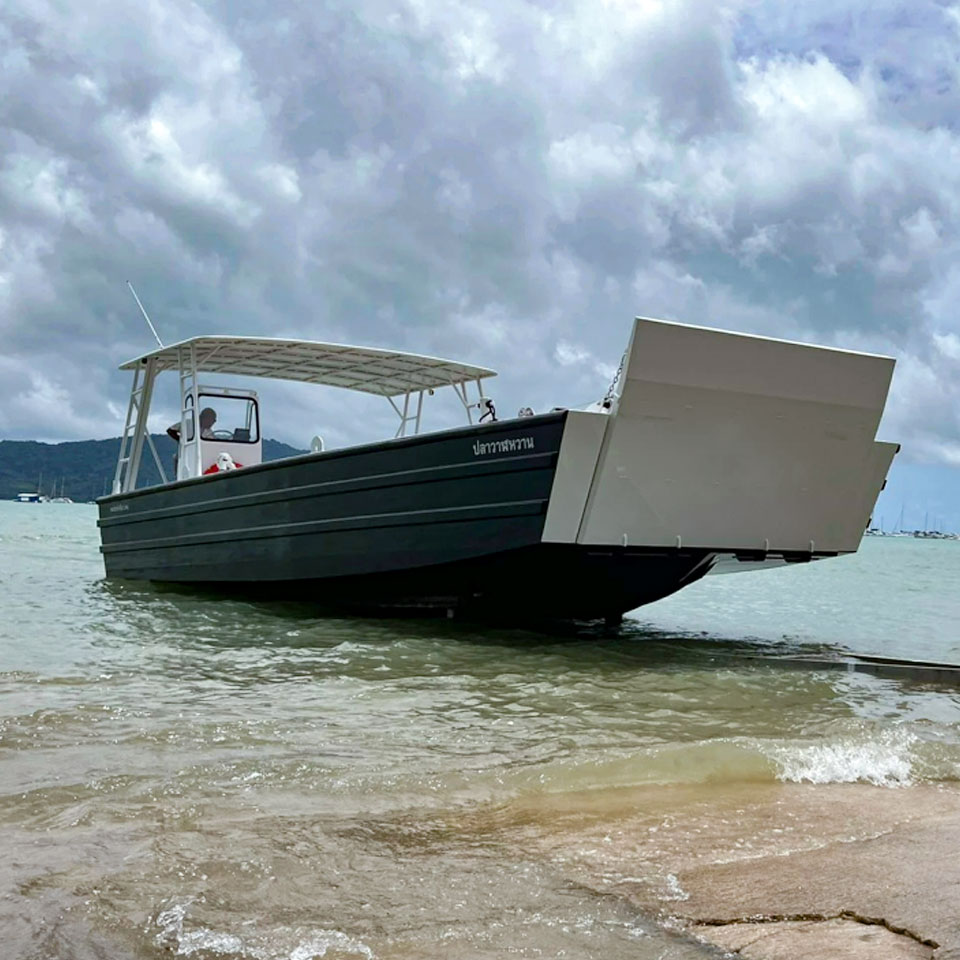 9m Console Landing Craft Carrying 5 Ton Cargo Boat Ferry Aluminum Landing Craft with Cabin for Sales