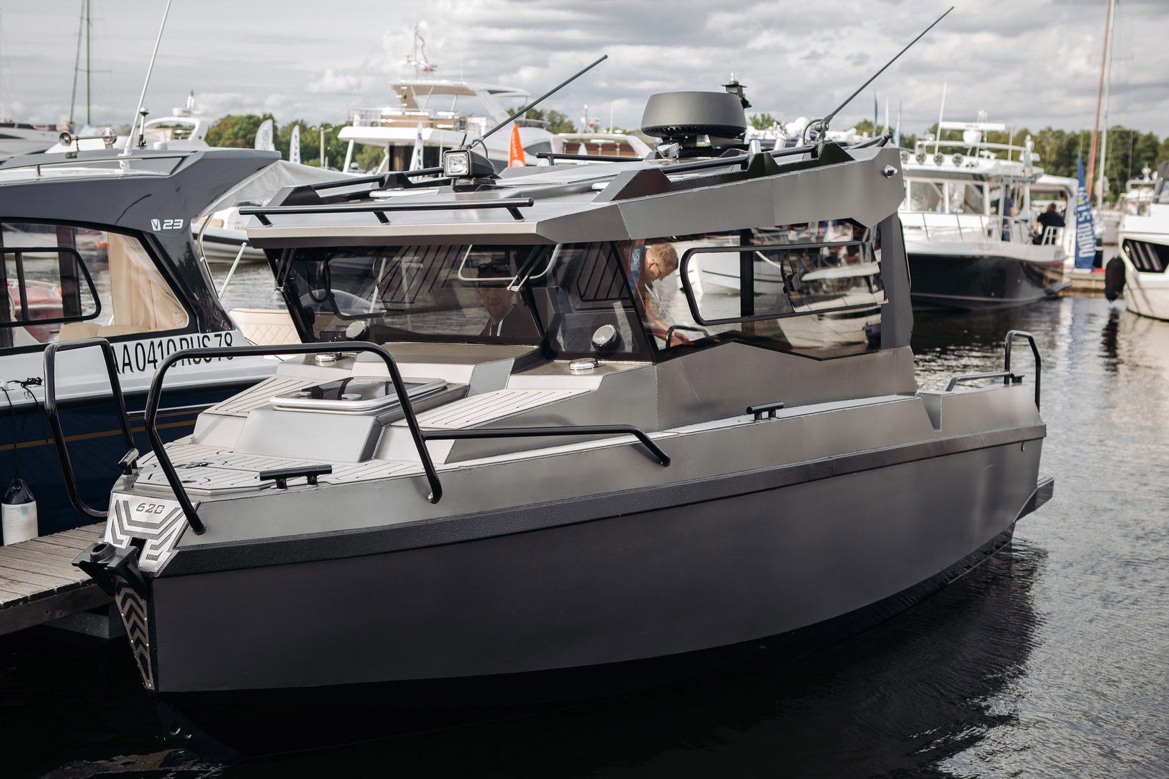 Bladecraft 8.4m Aluminum Boat NEW Style Welded Aluminum Hard Top Fishing Working Patrol Boat With Cabins