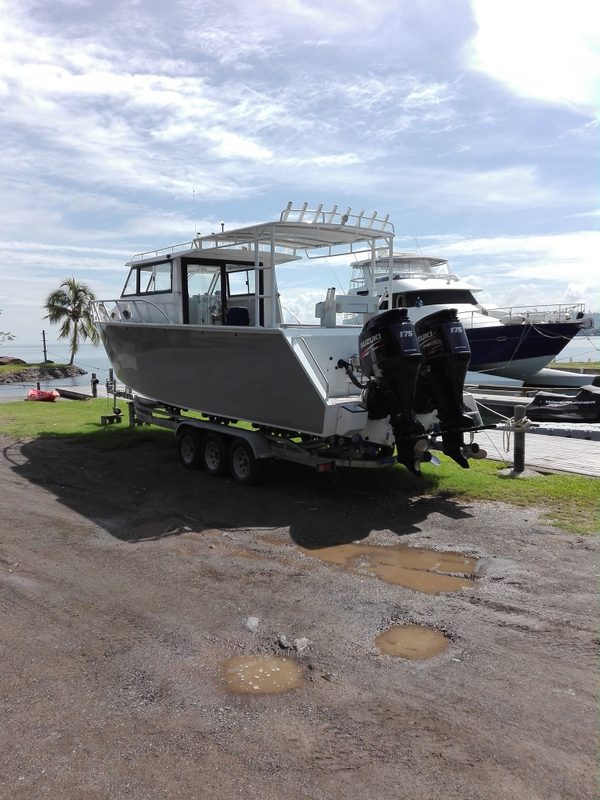 30FT 9.6m Lifestyle luxury yacht Speed Yacht Aluminum Fishing Boat For Sale