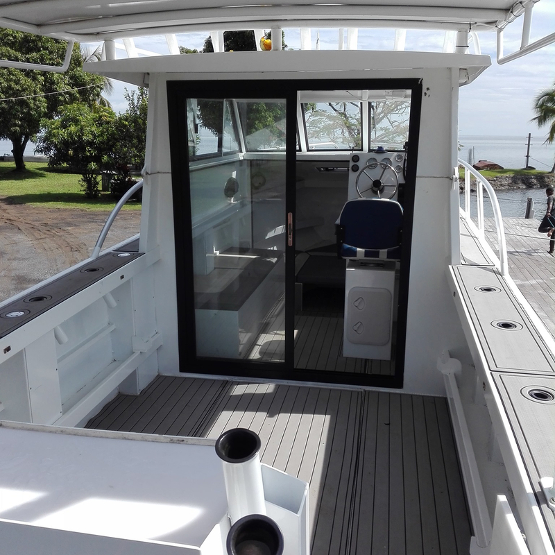 30FT 9.6m Lifestyle luxury yacht Speed Yacht Aluminum Fishing Boat For Sale