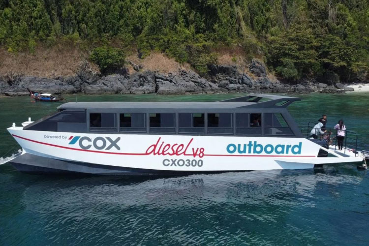 catamaran passenger boat